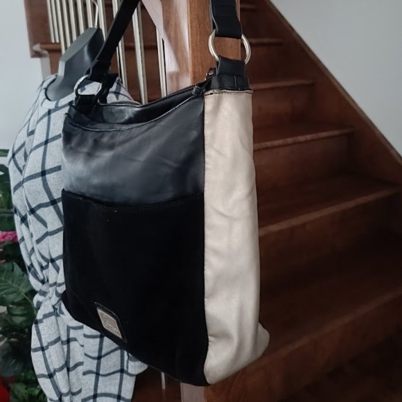 👜CÉLINE DION Vintage Black & Silver Shoulder Bag - Picture 7 of 16